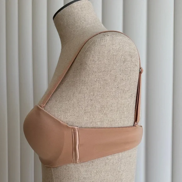 NWT Victoria’s Secret Lightly-Lined Strapless Bra	32C - Picture 6 of 8